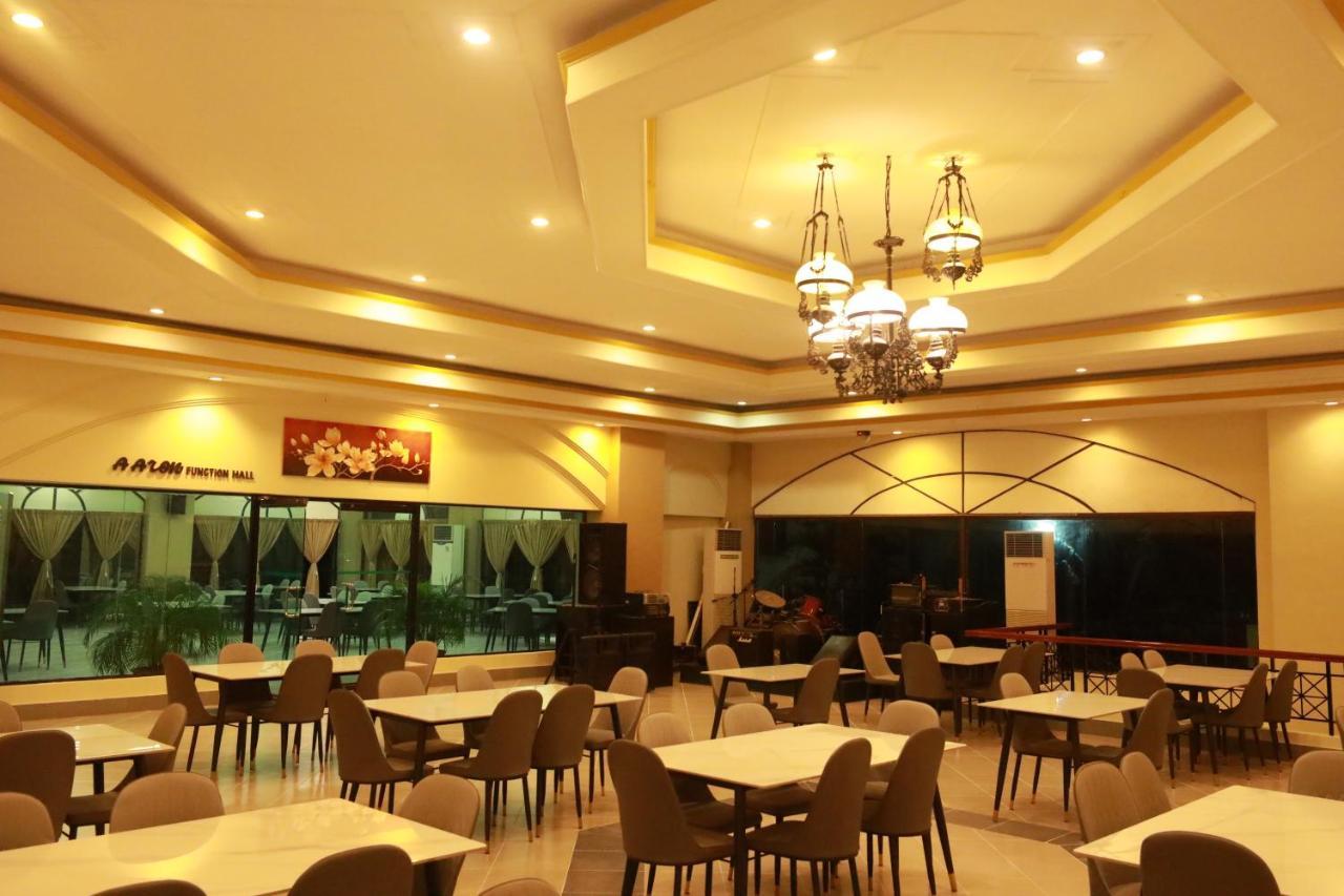 Bohol Plaza Mountain Resort And Restaurant Dauis Exterior foto