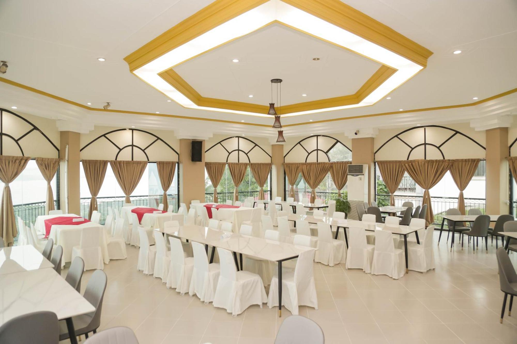 Bohol Plaza Mountain Resort And Restaurant Dauis Exterior foto